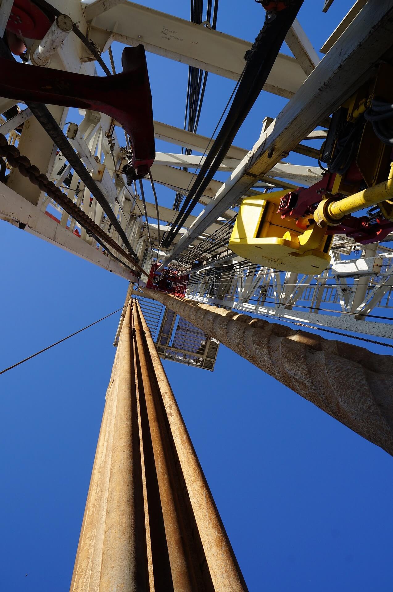 Oilfield Drilling Rig Operations